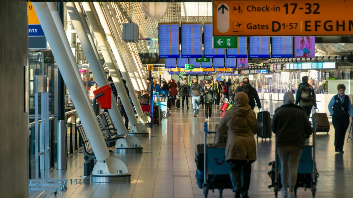 💶 Airlines owe €3.2B in delay payouts. How much belongs to your travellers?